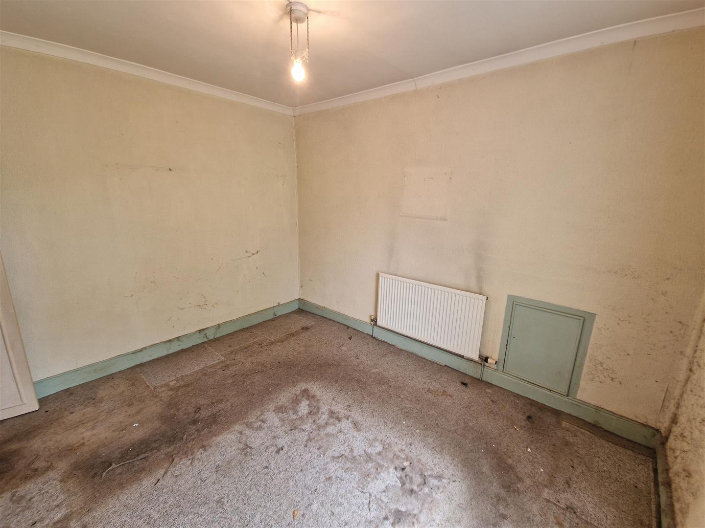 Zion Row, Llanelli, SA15 3YL